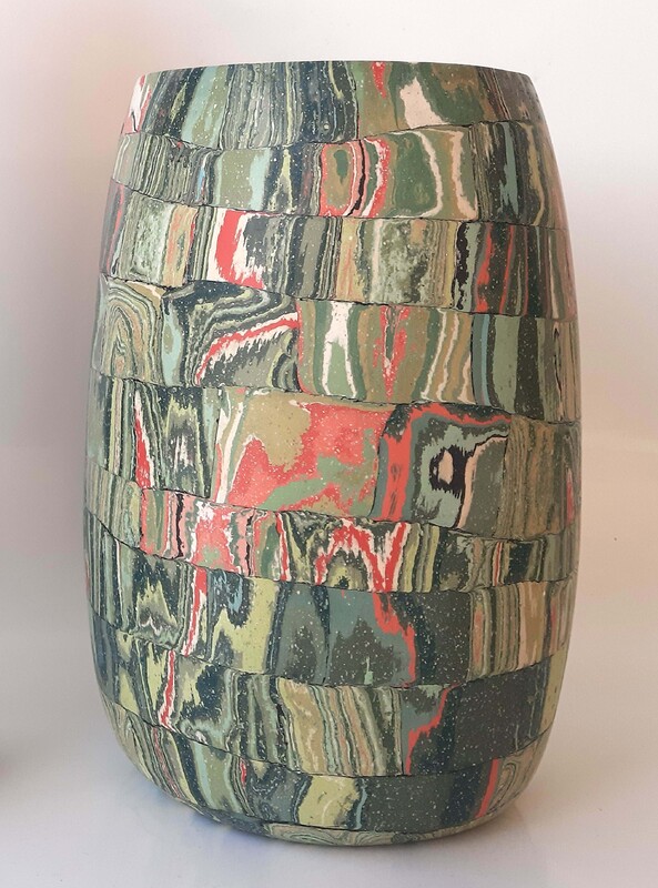 Dorothee Wenz - kleiner Garten, 2025, colored clay and porcelain