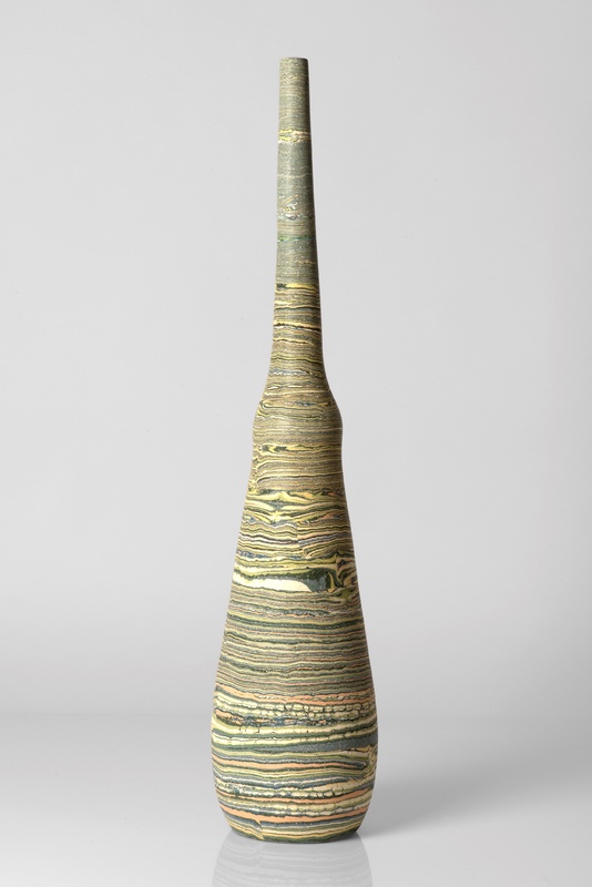 Dorothee Wenz: "Gefäßform (oben geschlossen)" (2019)